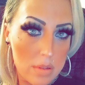 Meet your Posher, Wigginout